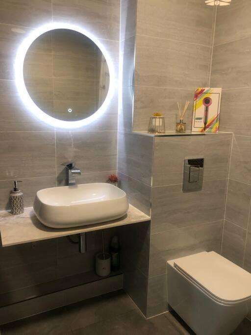 אדינבורו Royal Mile Famous Canongate Flat מראה חיצוני תמונה