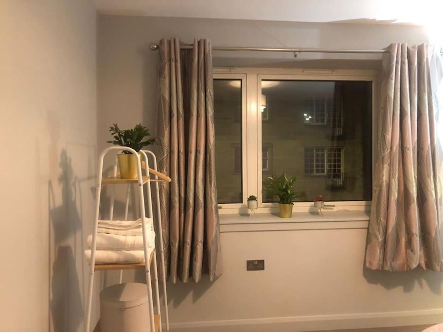 אדינבורו Royal Mile Famous Canongate Flat מראה חיצוני תמונה